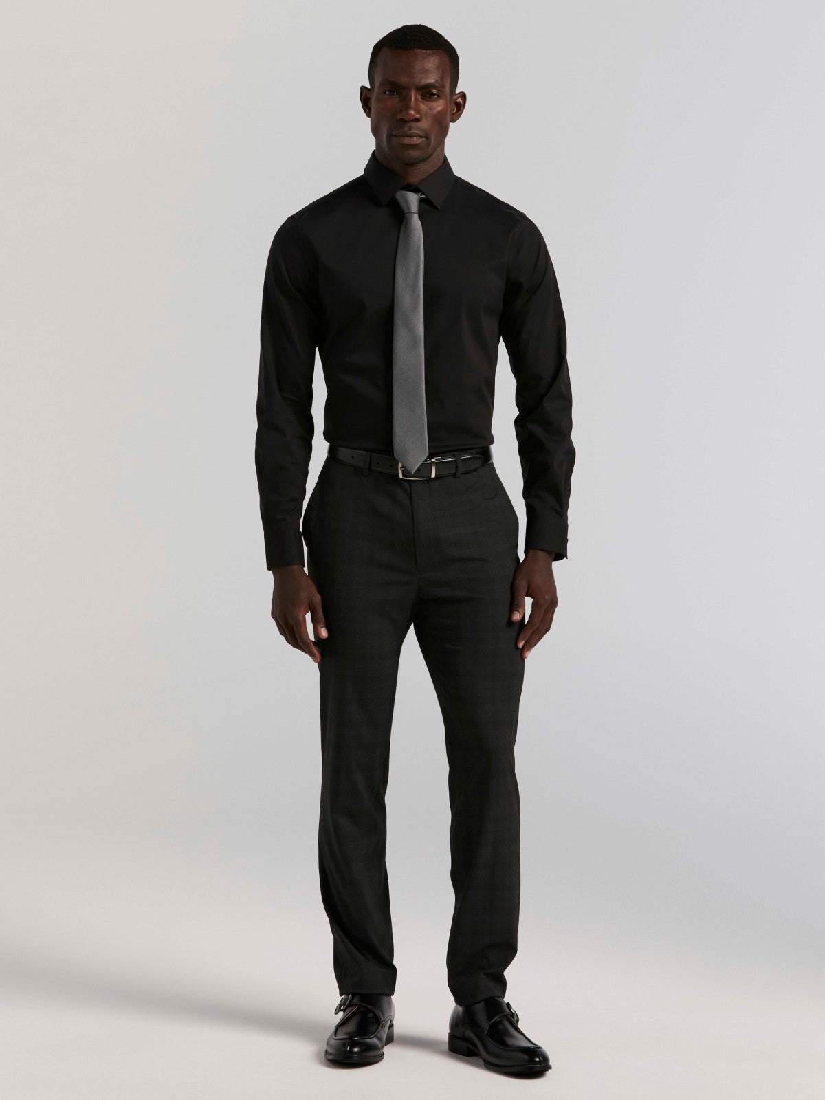 Perry Ellis Suits Cotton Blend Slim Fit Dress Shirt