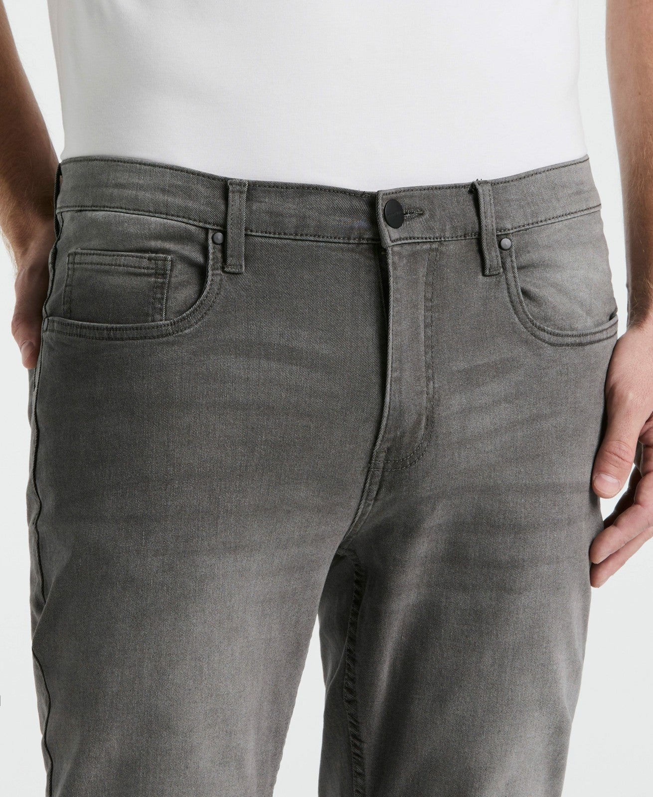 Perry Ellis Clothing Men's Slim Fit Light Wash Grey Denim Pants