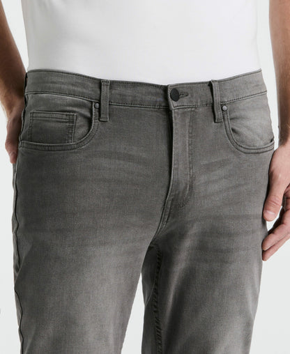Perry Ellis Clothing Men's Slim Fit Light Wash Grey Denim Pants