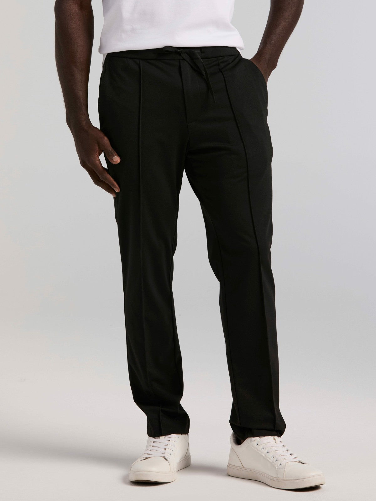 Perry Ellis Clothing Slim Tapered Pintuck Pull-on Pants