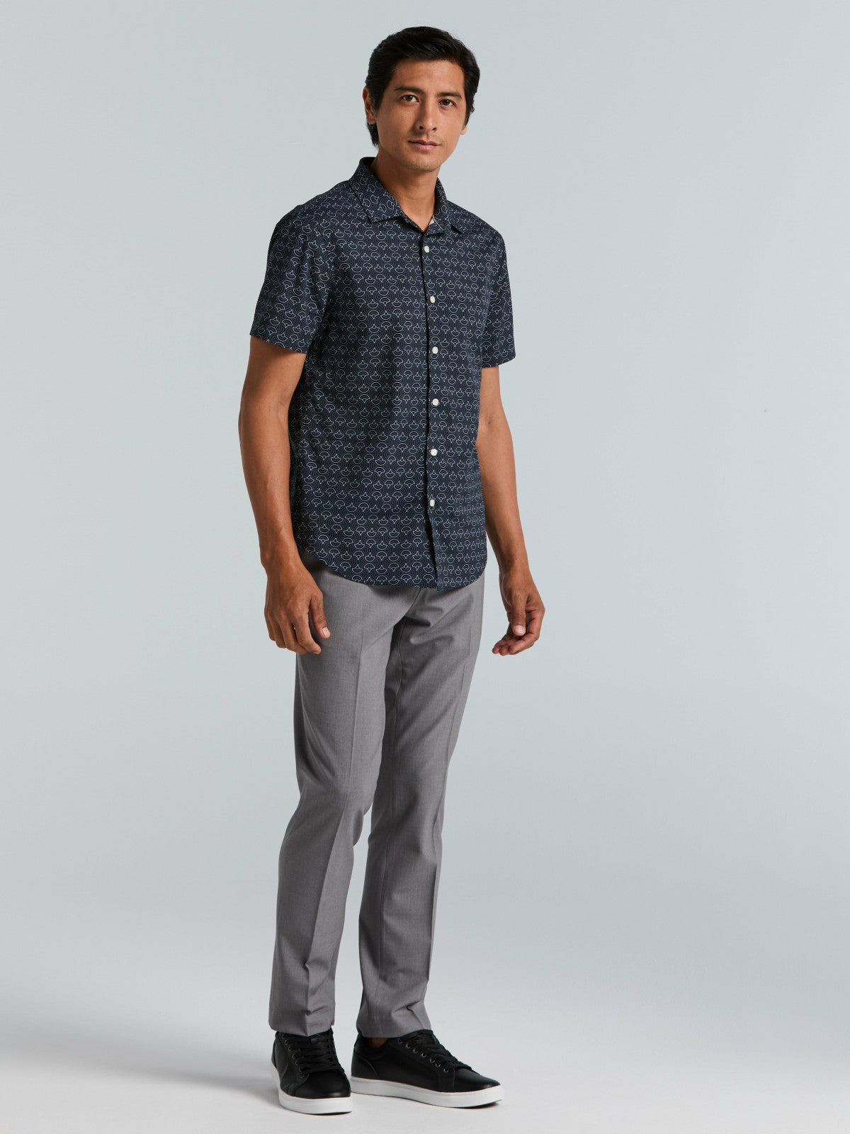 Perry Ellis Clothing Dotted Wave Print Slim Fit Total Stretch Shirt